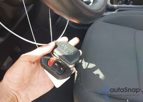 2021 Jeep Wrangler Unlimited Sport Altitude 4X4 z USA, uszkodzony, nr VIN 1C4HJXDG2MW700489